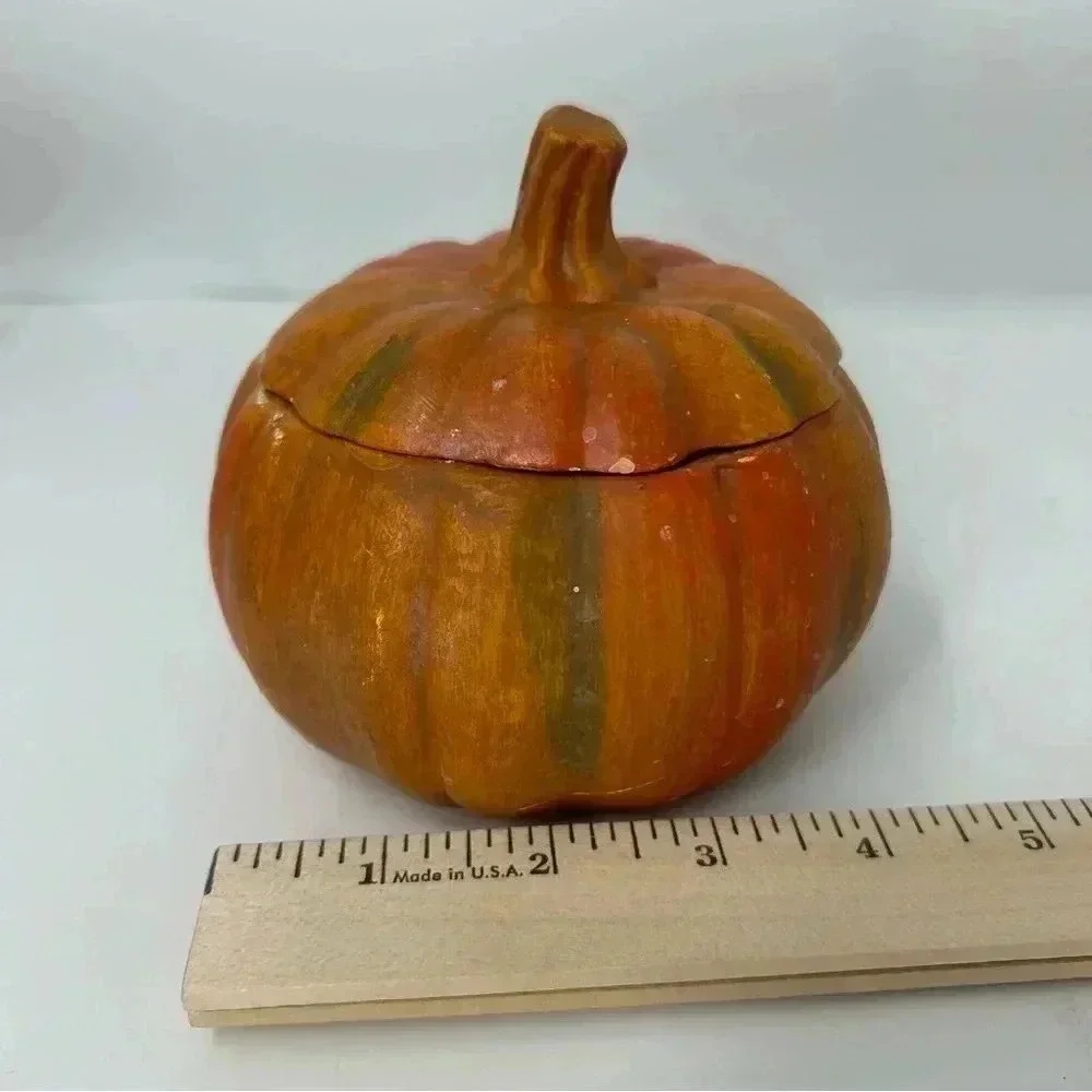 VTG RAGSHOP PUMPKIN SCENTED CANDLE CERAMIC PUMPKIN HALLOWEEN THANKSGIVING DECOR